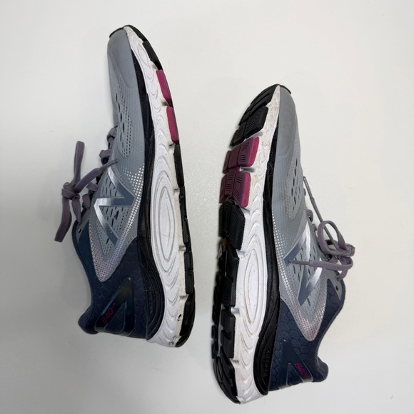 New Balance 840 V4 Running Shoes Sneakers Gray With Pink Accents Size 9 - Picture 6 of 10